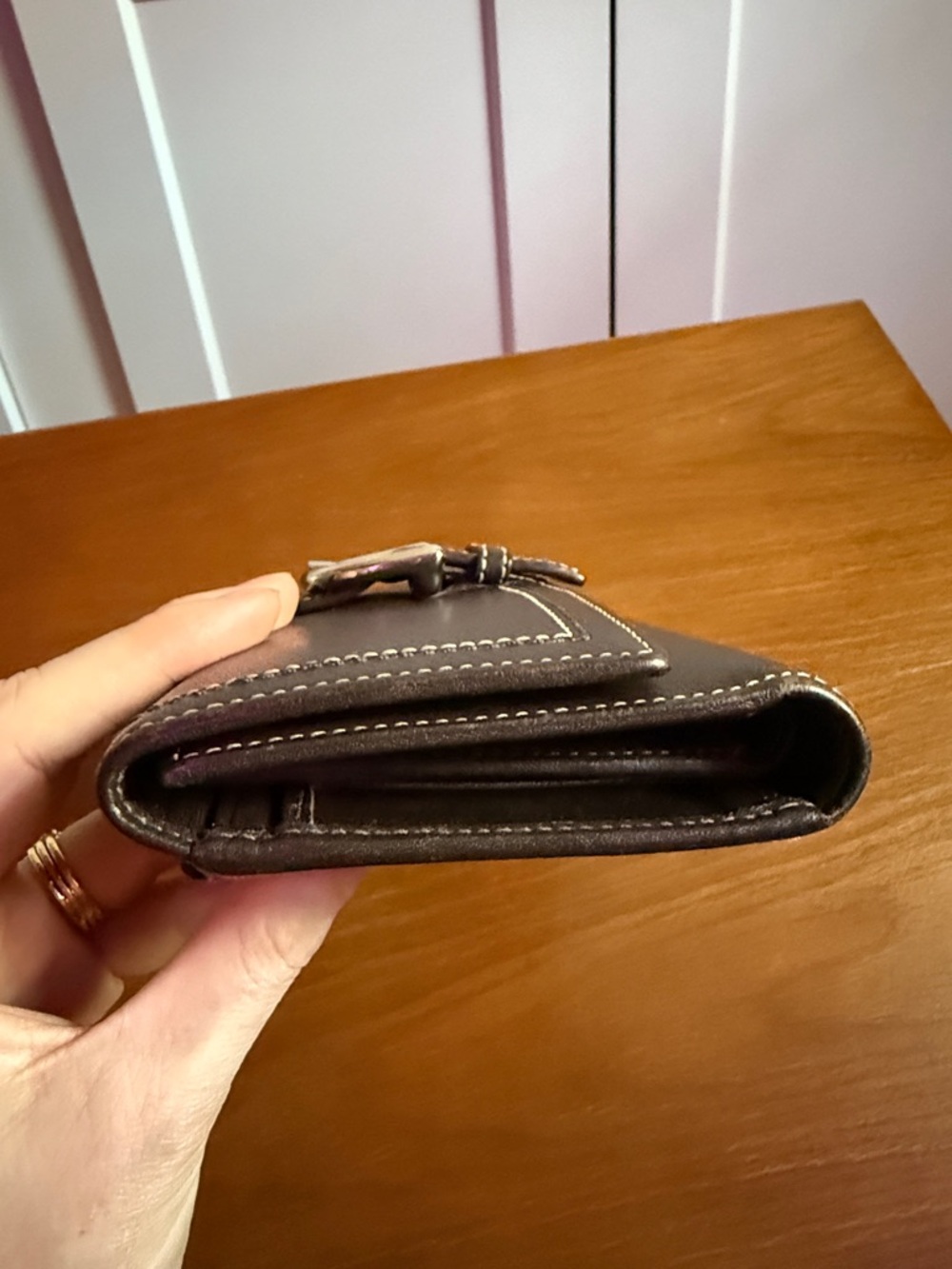 Vintage Coach Y2K soho trifold leather wallet stitch detail silver buckle - Picture 5 of 16